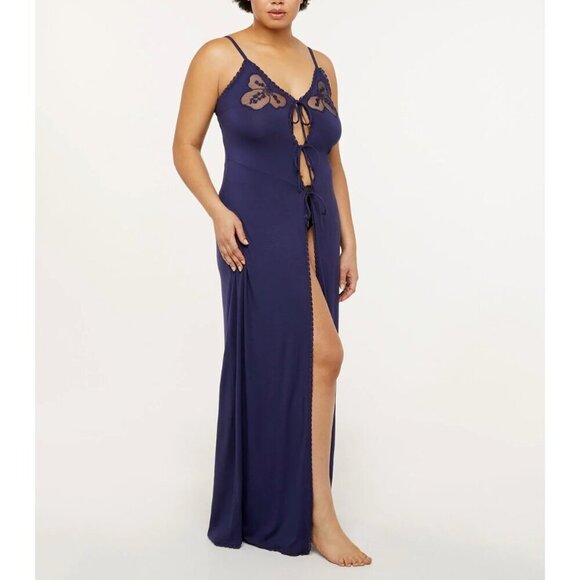 Savage X Fenty A Peek Behind the Lace Maxi Slip Navy Blue 1X - Picture 3 of 5